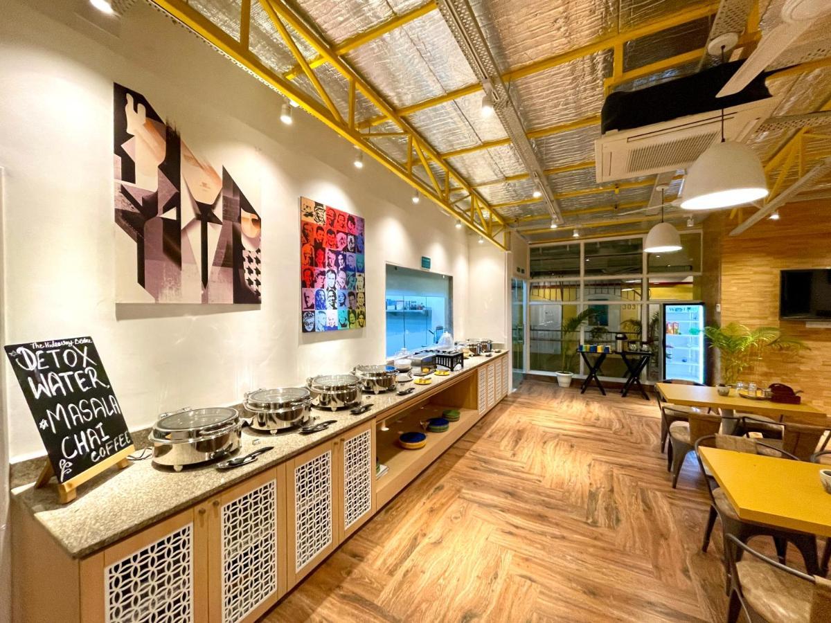Bedzzz Varanasi By Leisure Hotels, 1 Km From Dashwasamedh Ghat Екстериор снимка
