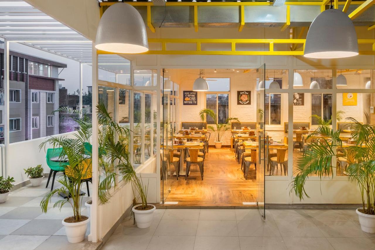 Bedzzz Varanasi By Leisure Hotels, 1 Km From Dashwasamedh Ghat Екстериор снимка