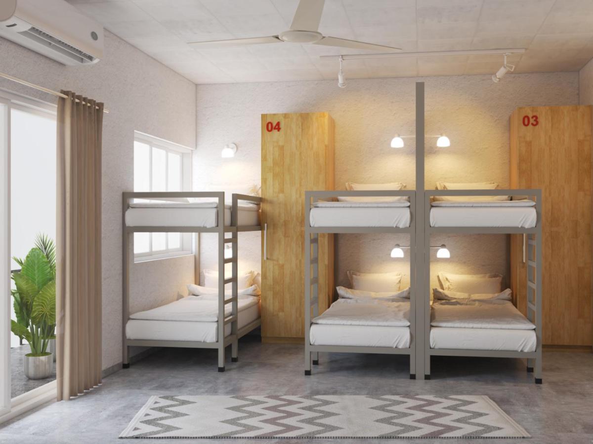 Bedzzz Varanasi By Leisure Hotels, 1 Km From Dashwasamedh Ghat Екстериор снимка